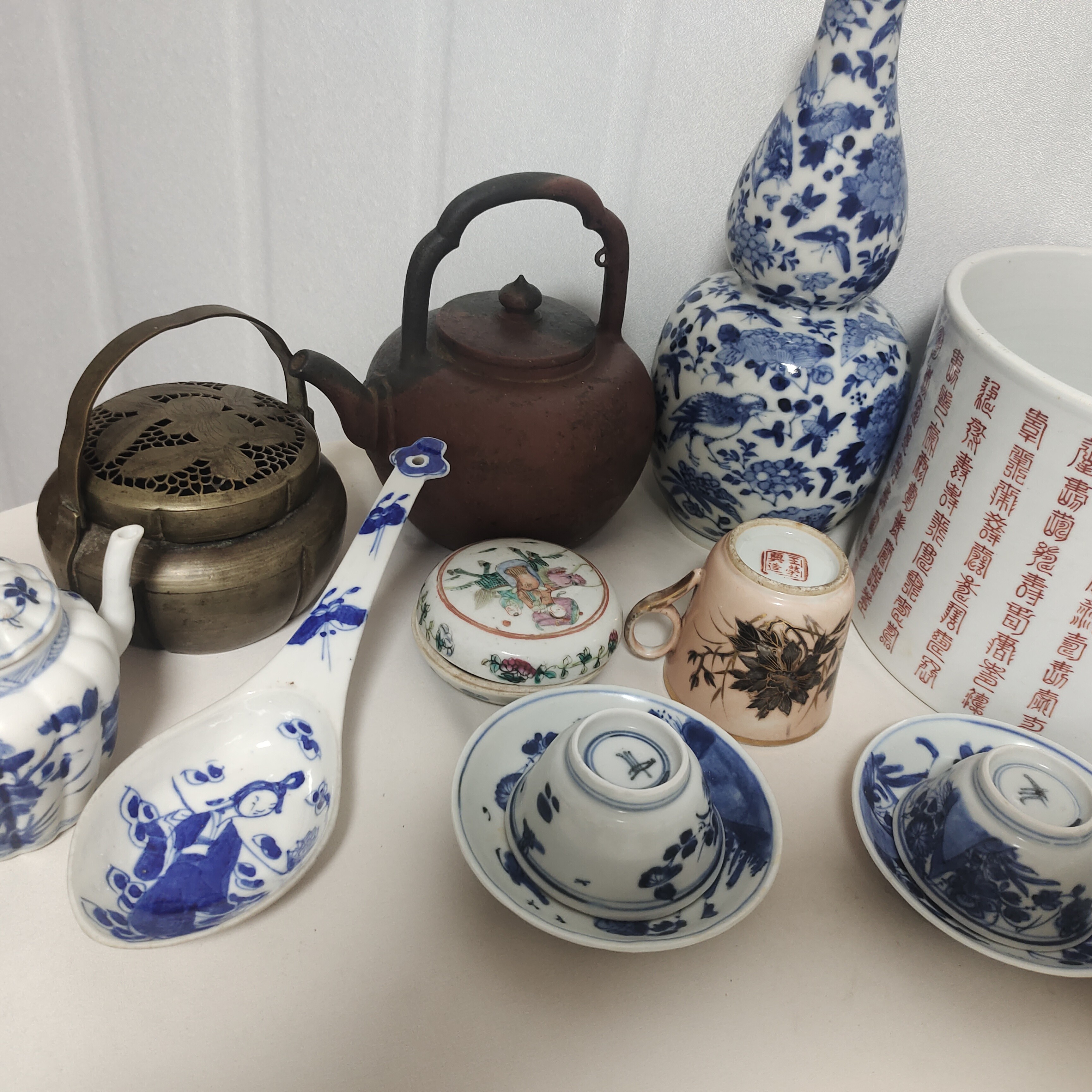 柴砂壶，葫芦瓶，万寿笔海，等各种收藏品
