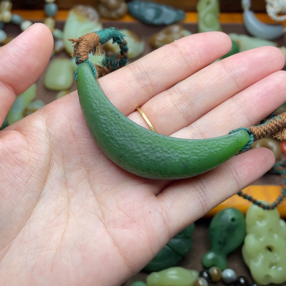 【闪购商品】和田玉未镶嵌颈饰d****i