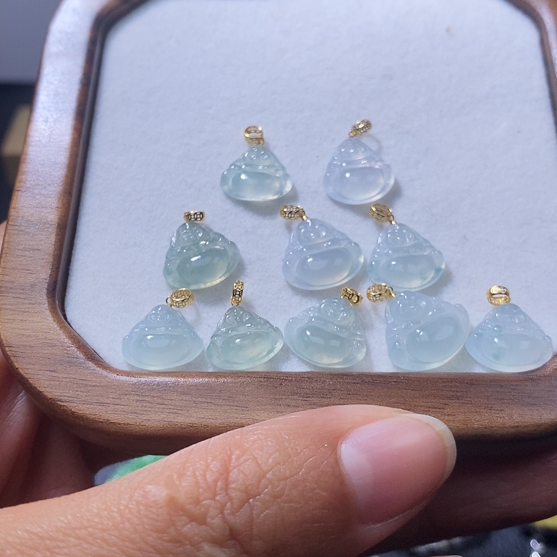 翡翠18K金镶嵌手串翡翠吊坠（多样性发其一）