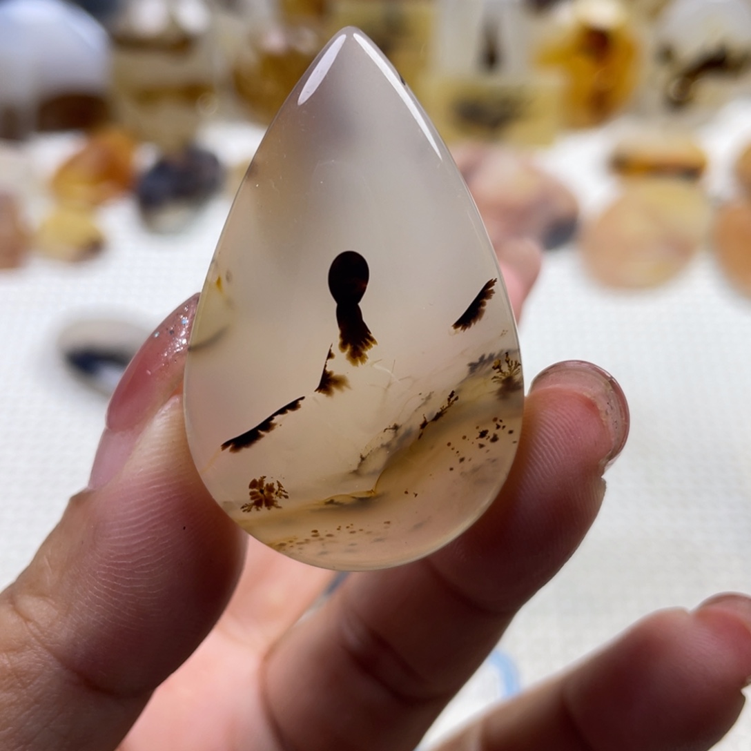 玛瑙/玉髓未镶嵌颈饰