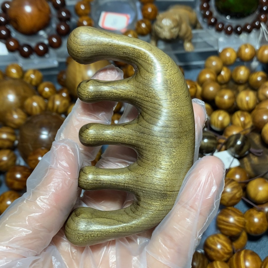金丝楠木雕工艺品