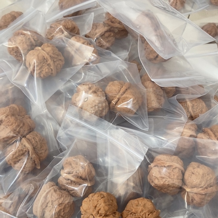 吊坠文玩核桃蛤蟆瑕疵