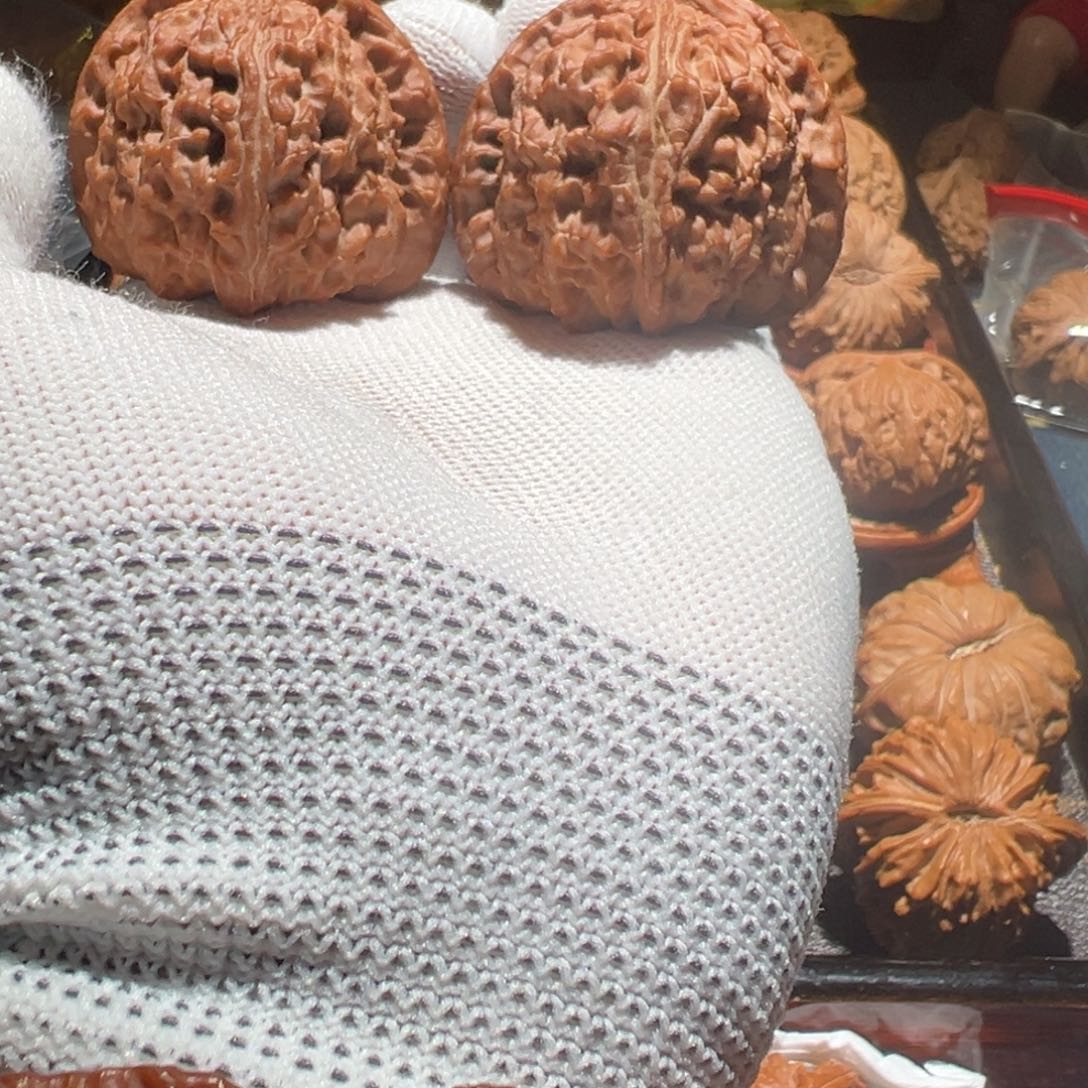 文玩核桃把件马**上三角白