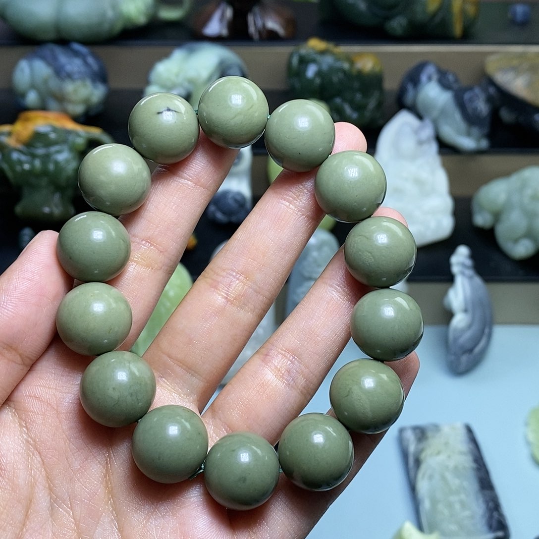 颈饰未镶嵌和田玉用****4