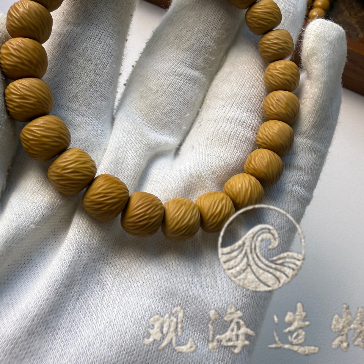 全品小尺寸猴头雕刻云锦猴头核桃手串，精工细节款 工作室出品