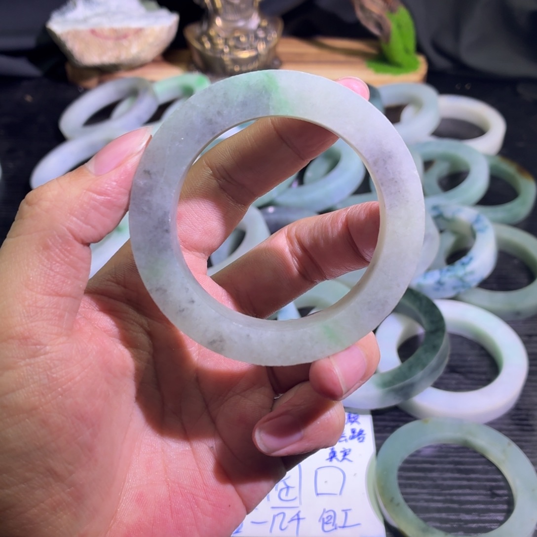 定制翡翠未镶嵌天然翡翠A货毛胚手镯定制