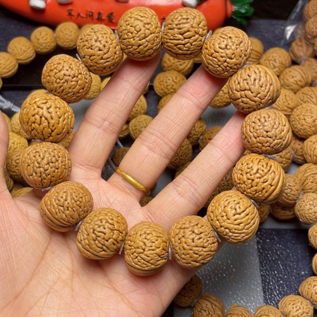 桃核手串疯*22白月光手串