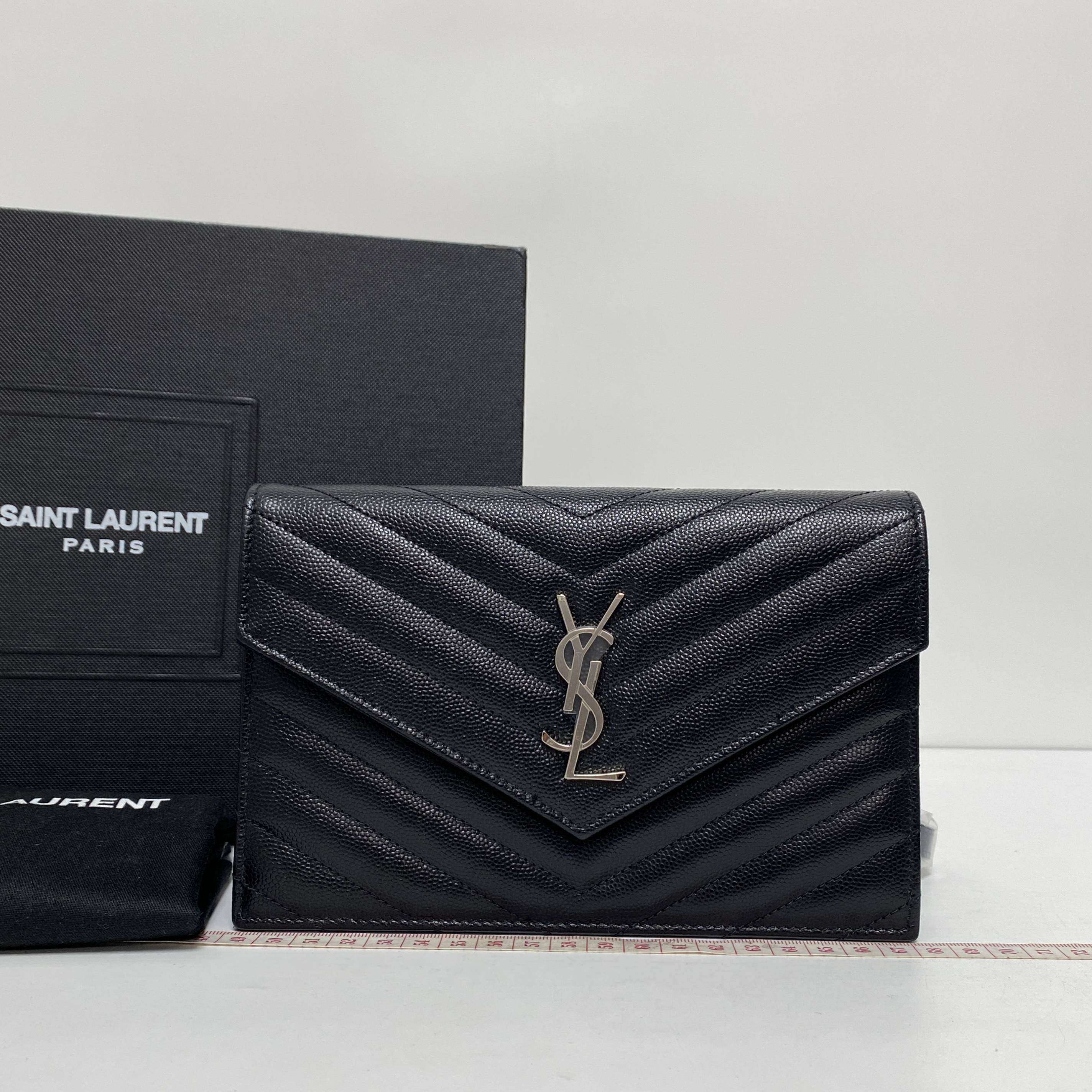 胖虎安安/圣罗兰/95新/公价0/箱包/斜挎包/312503240080