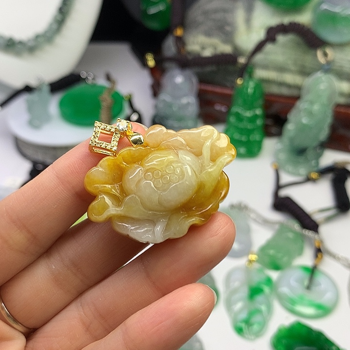 颈饰未镶嵌翡翠源头