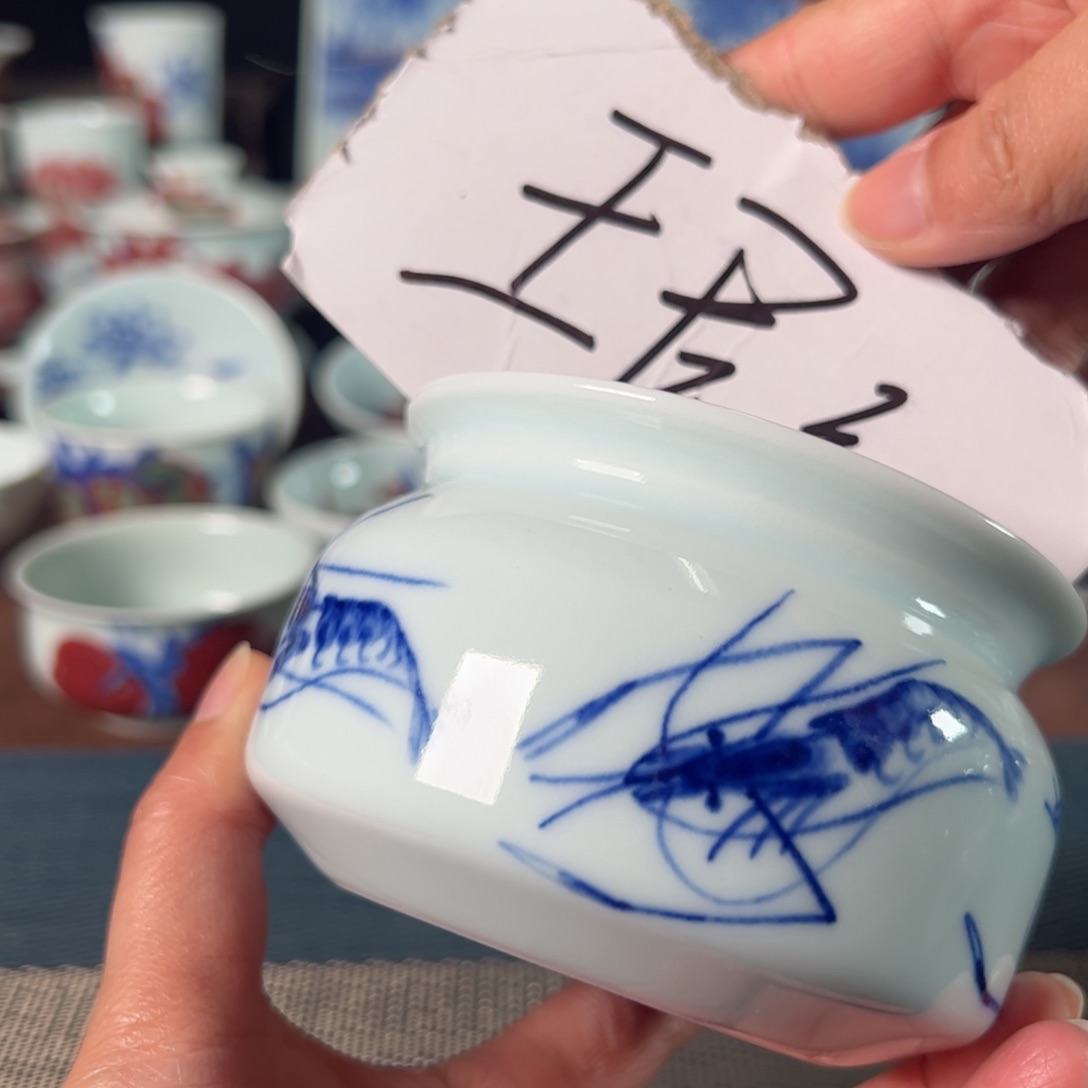 杯原矿青花釉里红瓷器