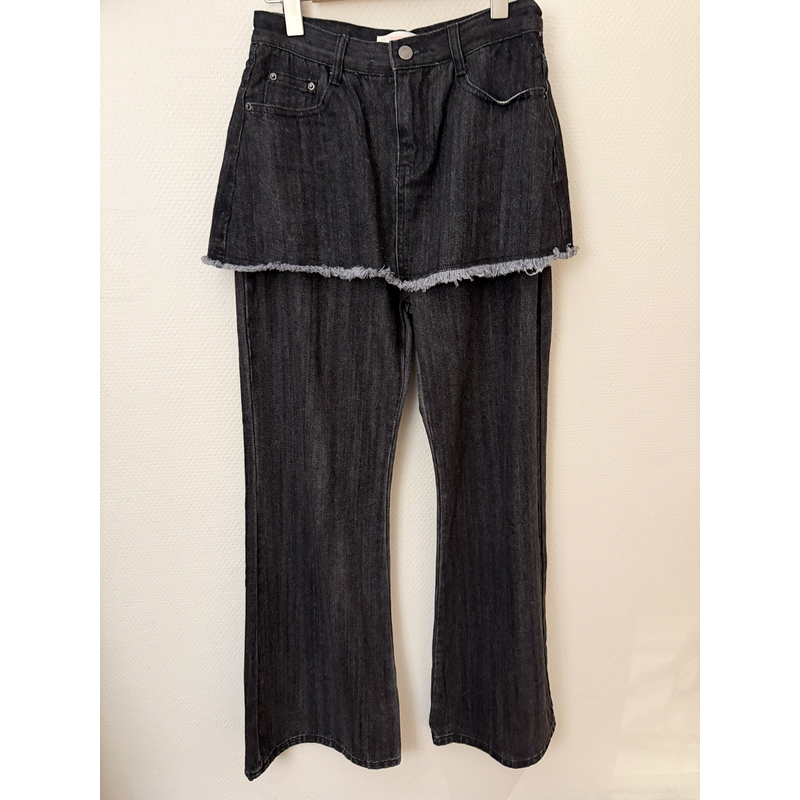 【张静芝】韩国新品~毛边设计感屁帘拼接假两件显瘦牛仔裤