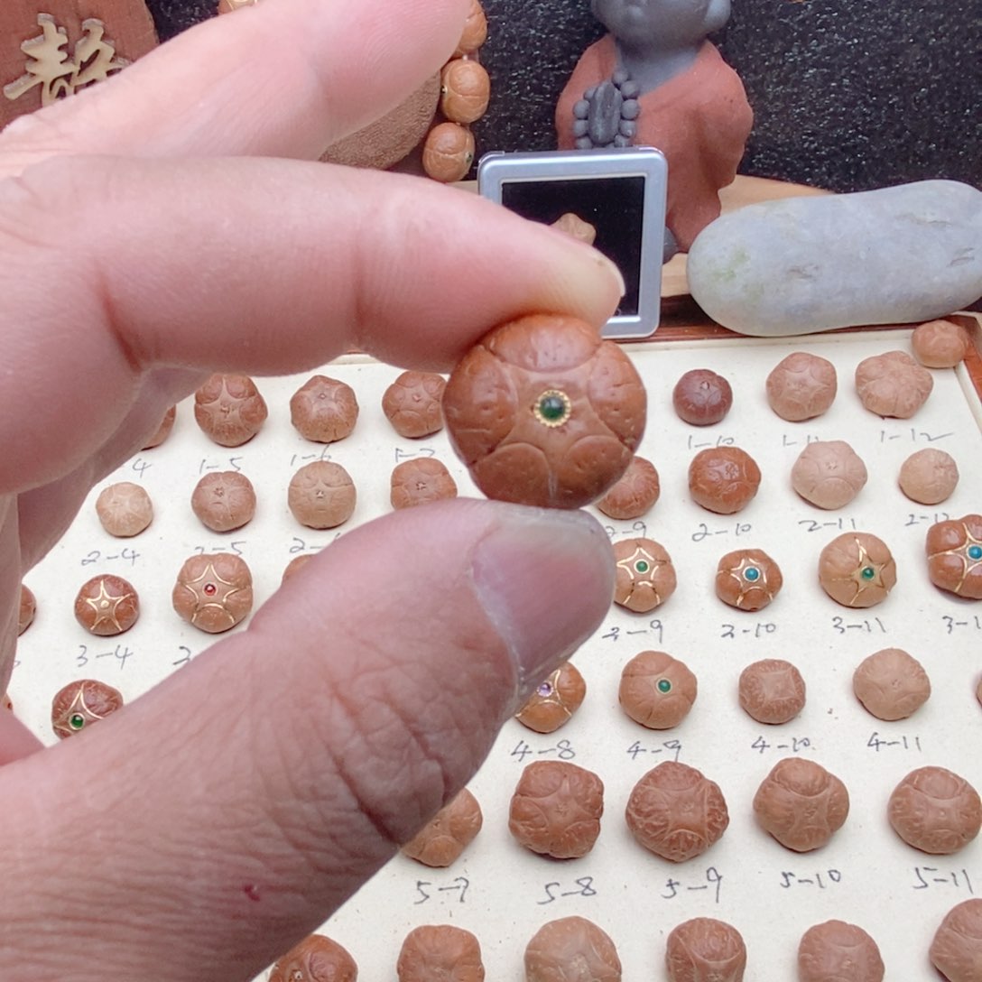 龙眼菩提吊坠阿****?五星