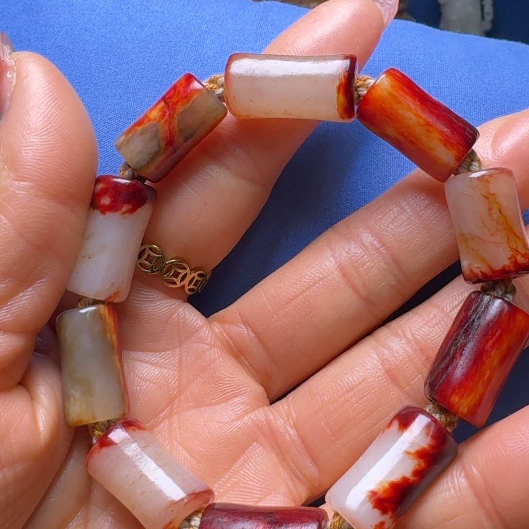 和田玉（糖玉）颈饰未镶嵌