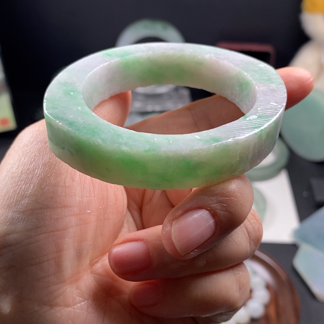 定制翡翠未镶嵌翡翠翡翠手镯