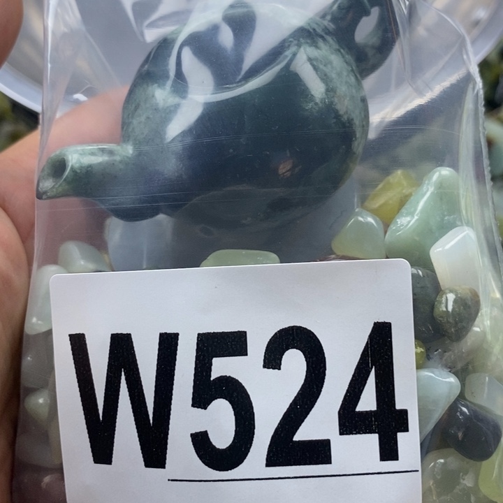 蛇纹石玉未镶嵌珠宝奇石