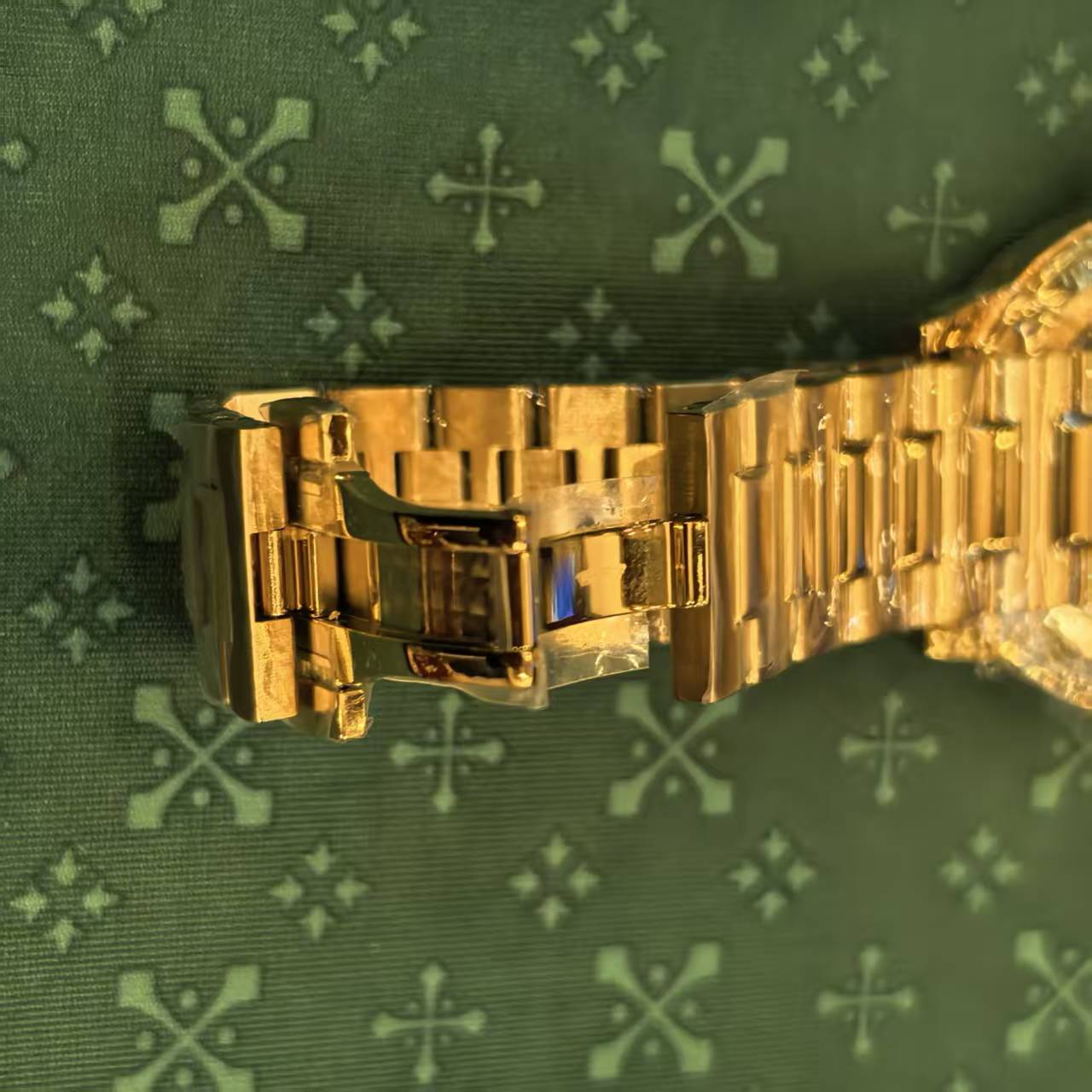 手的表摆件【老银工厂店】时尚潮流摆件挂件红