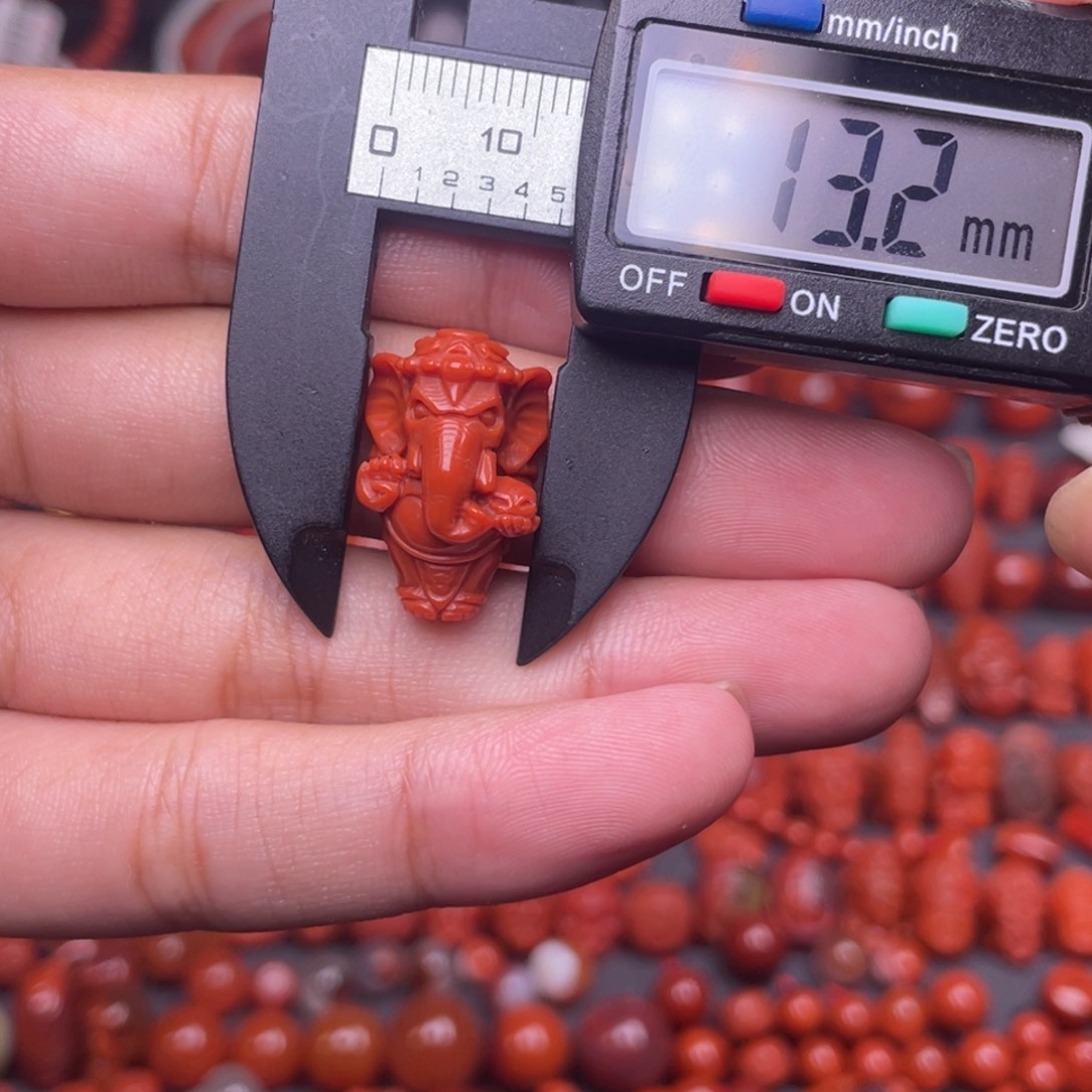 南红玛瑙未镶嵌配饰