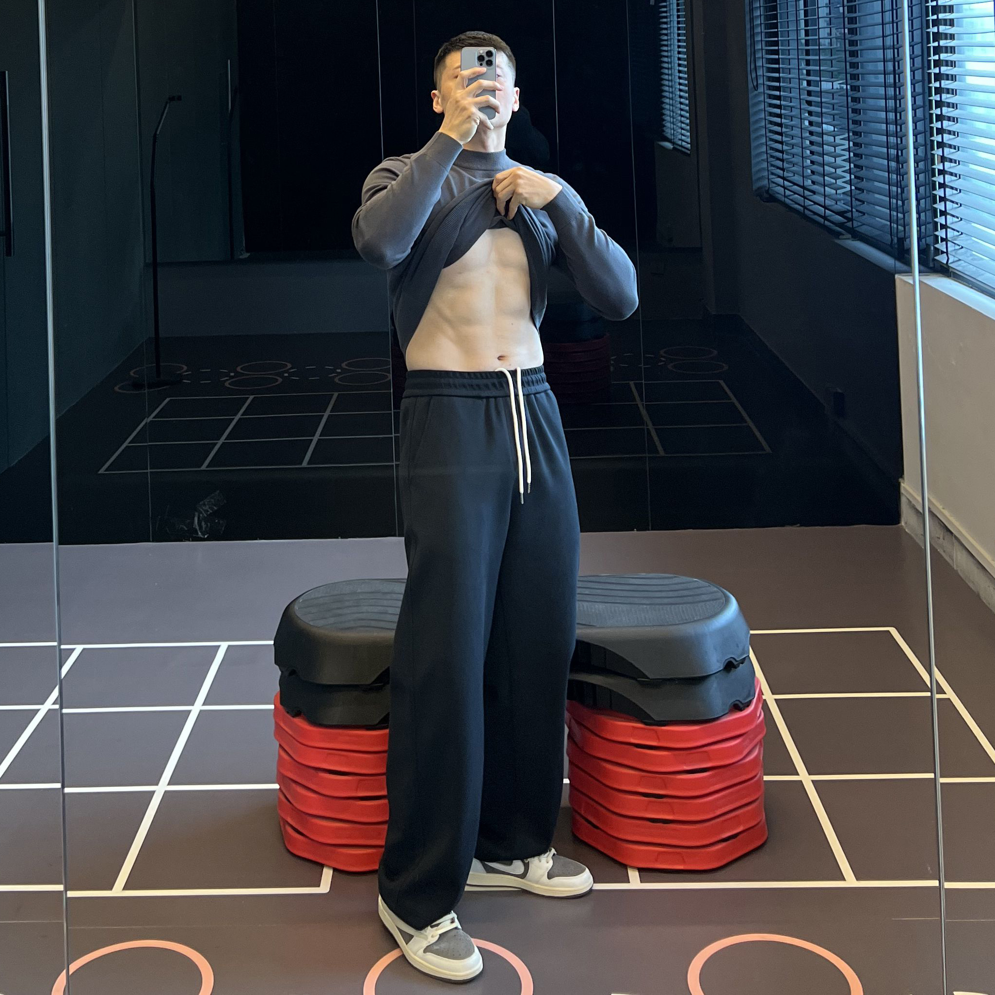 IRONTRAP空气层太空棉垂坠感运动卫裤男弯刀美式直筒裤休闲长裤秋