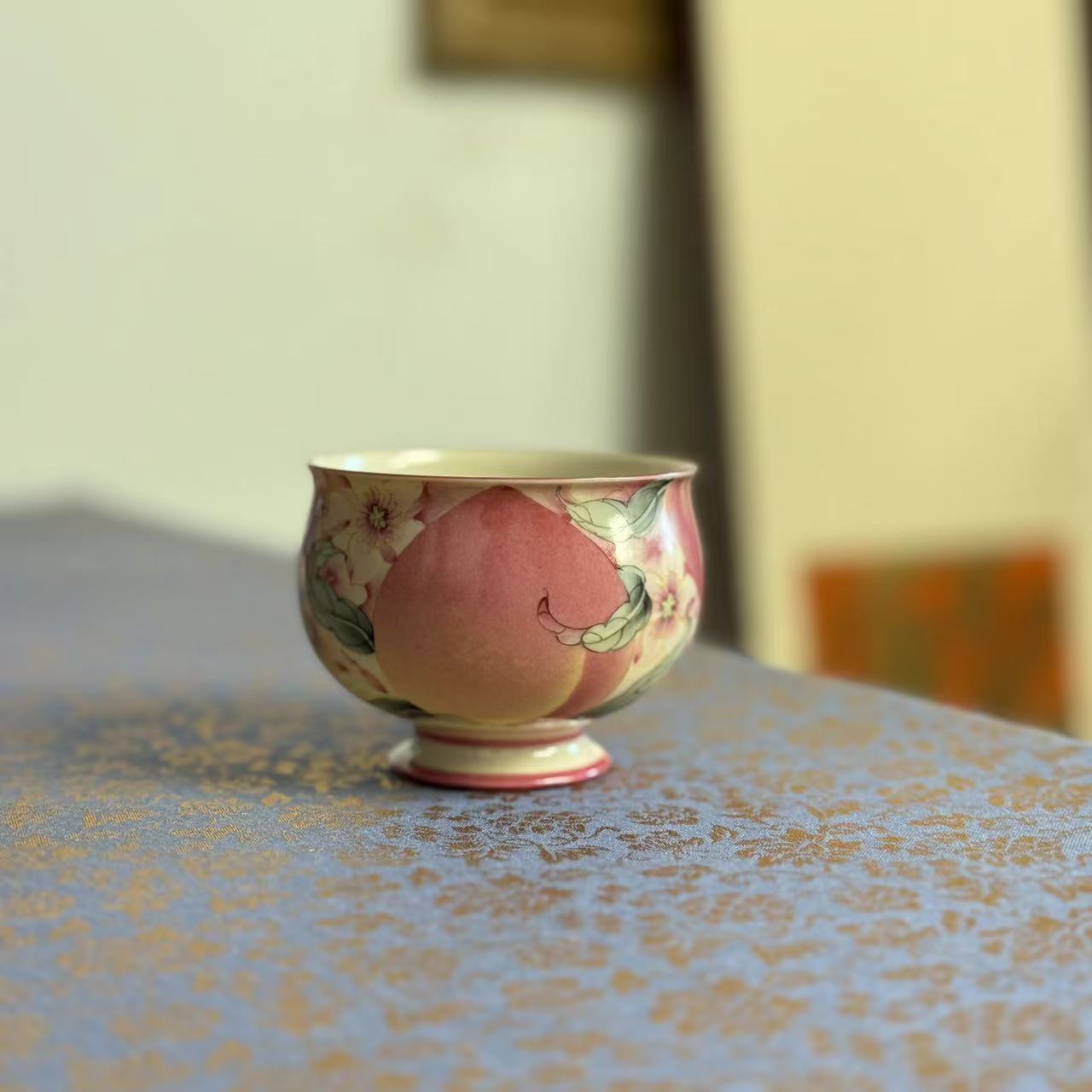 《梦乔茶器》雅圣景德镇手工手绘红雨桃杯主人杯釉上彩茶杯高端窑口