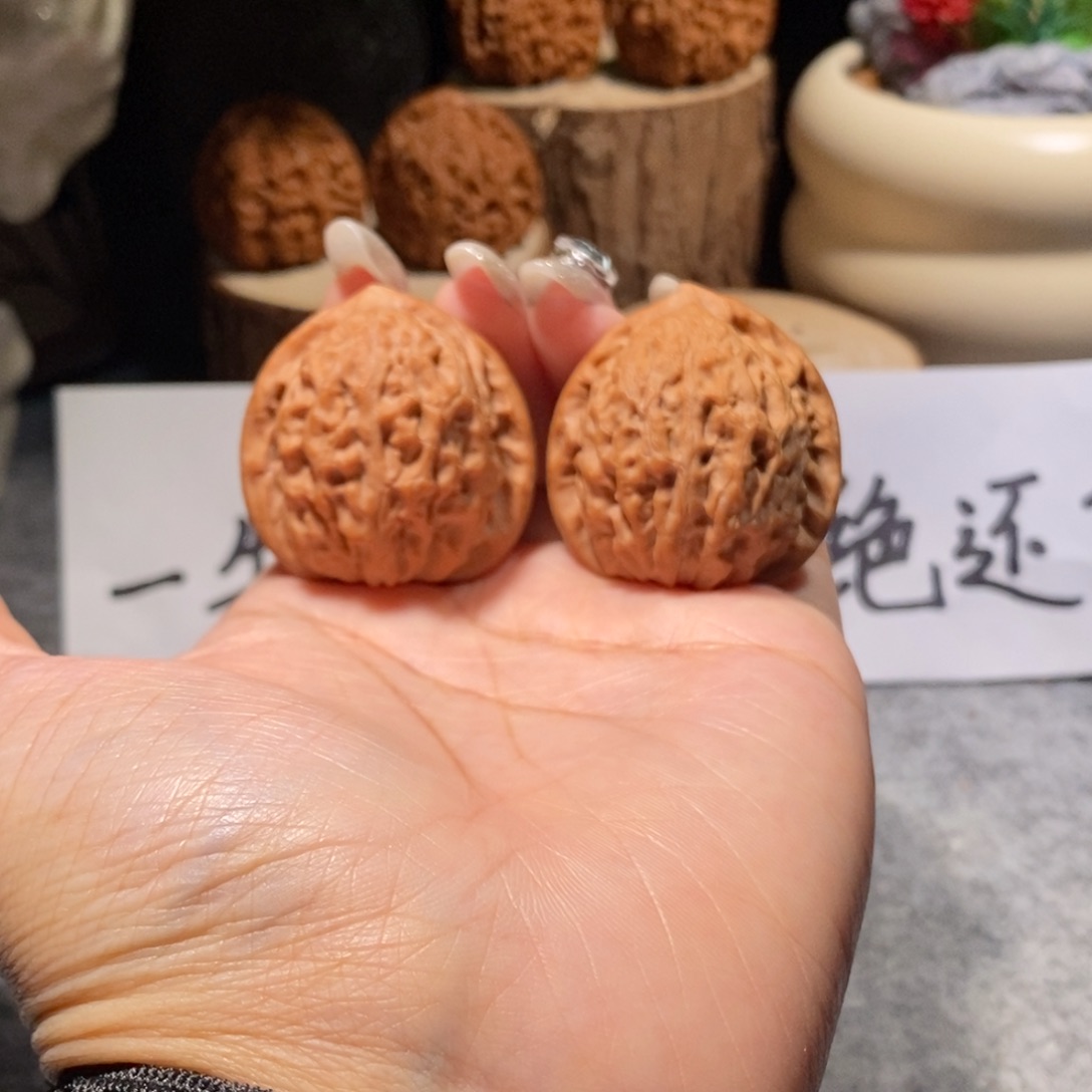 把件核桃全品36金牛