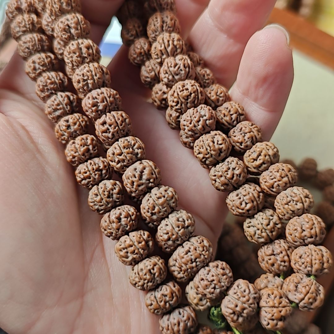 金刚菩提吊坠明***好凹底梅花10+