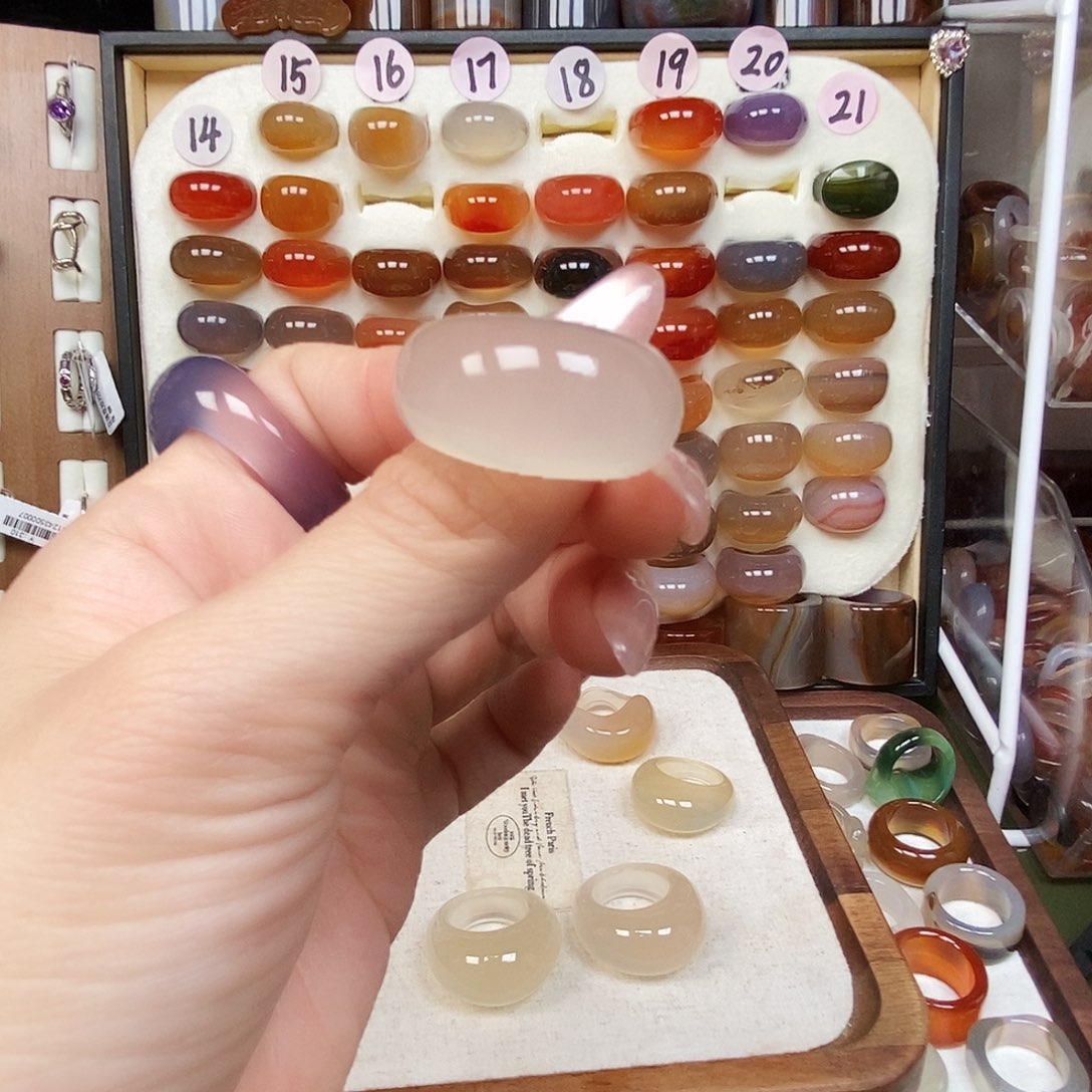 雾***-玛瑙/玉髓未镶嵌戒指