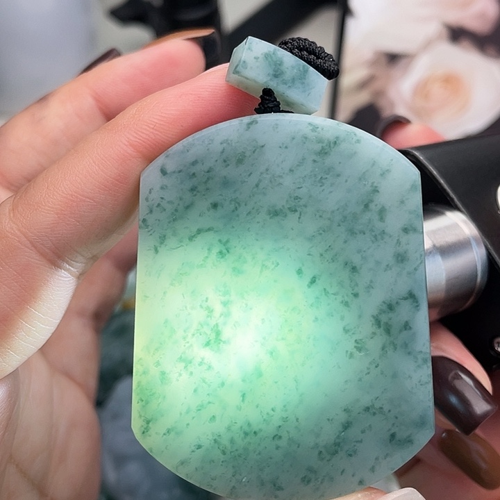 歪***～定制翡翠未镶嵌翡翠无事牌