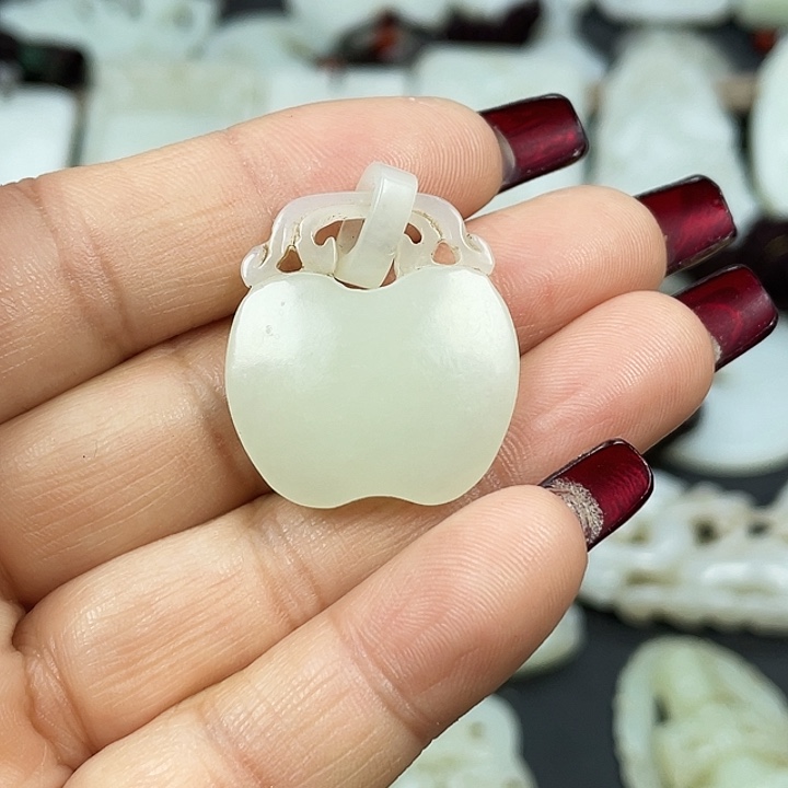 和田玉挂件未镶嵌