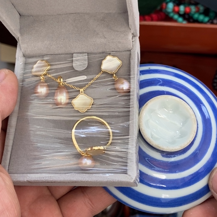 瓷片哦哦哦哦哦哦哦哦