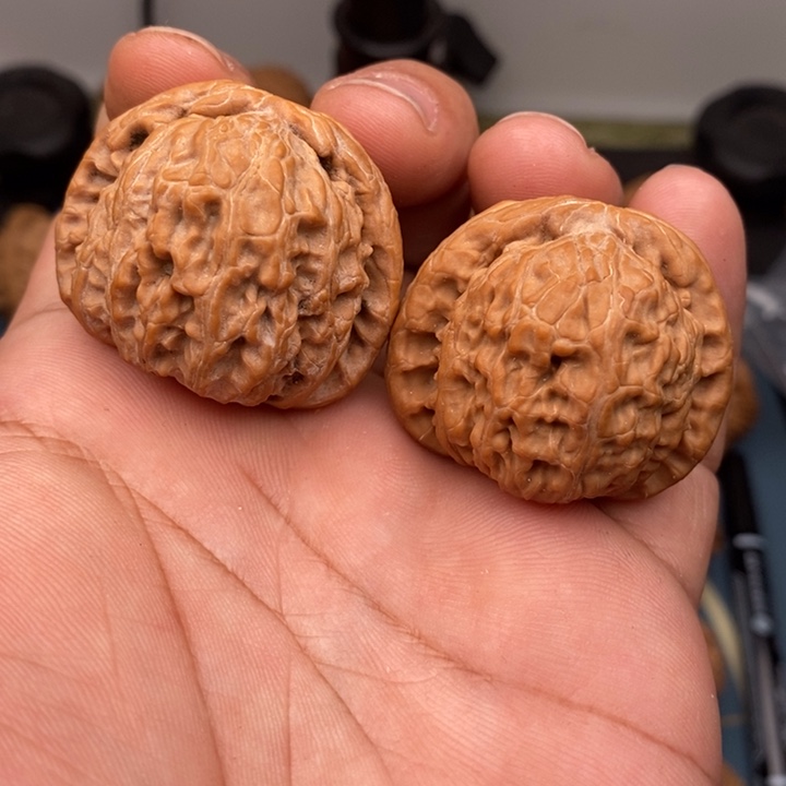 文玩核桃把件百狮子9