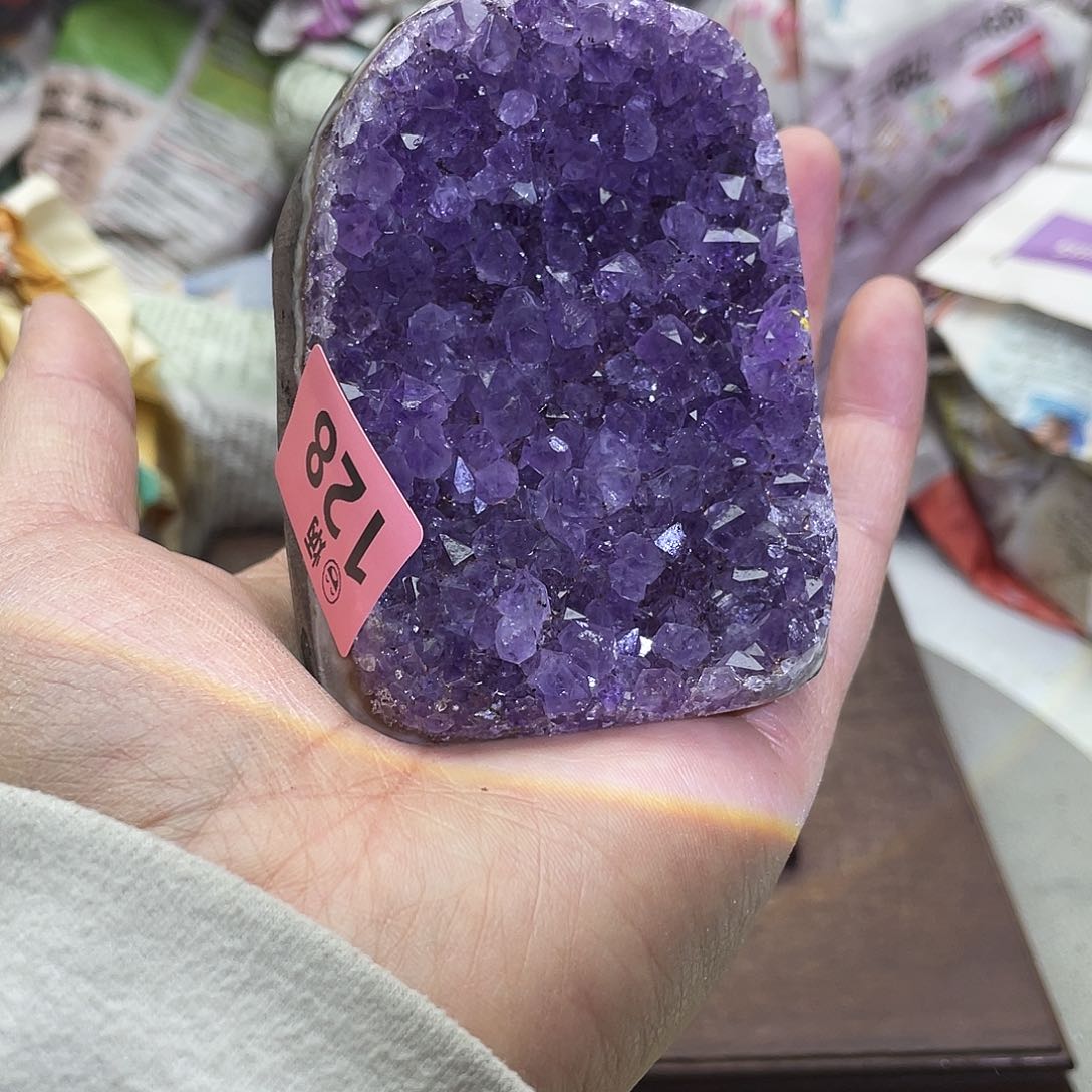 水晶大型摆件（非配饰）未镶嵌