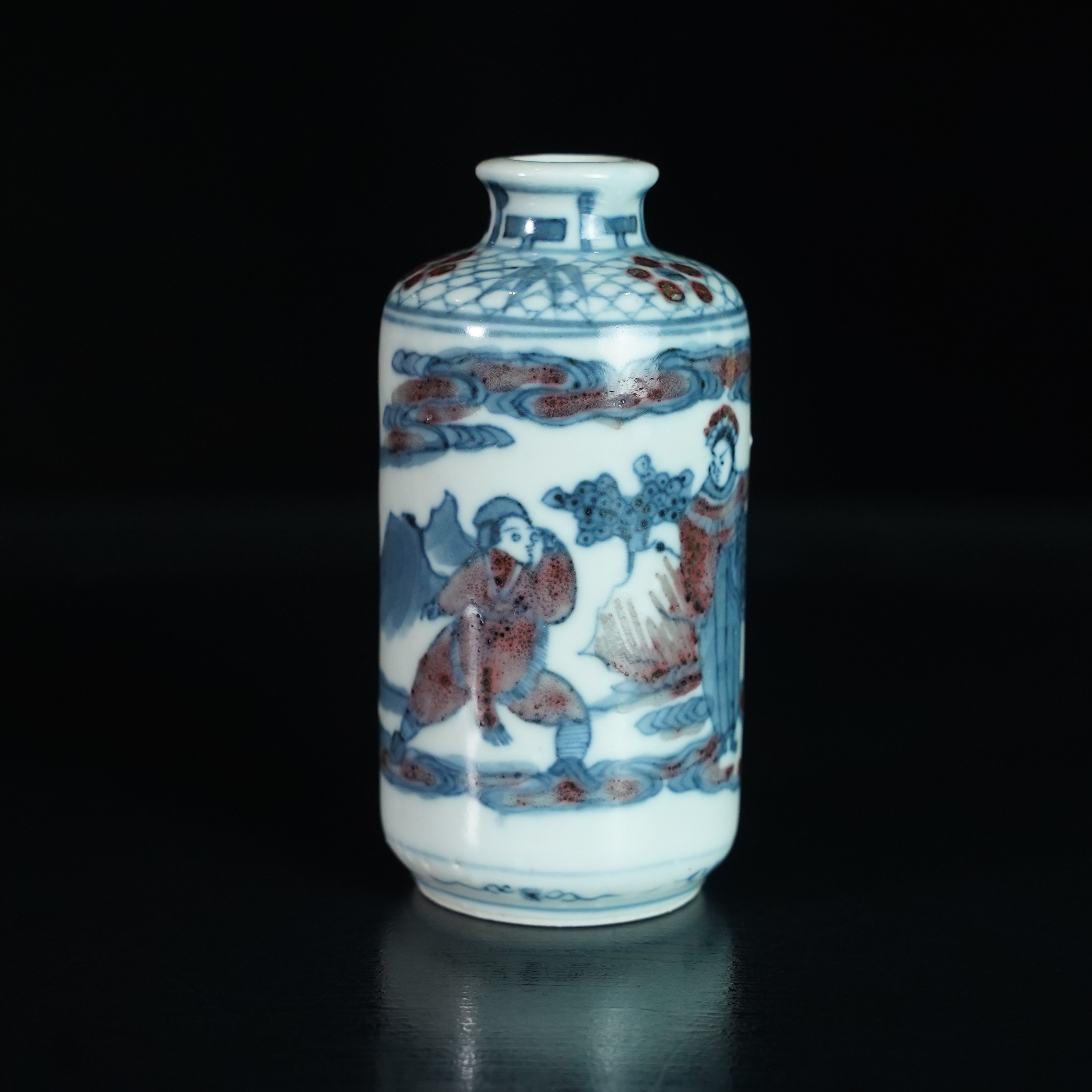 LCS250105002【十竹斋】清中期青花釉里红人物鼻烟壶