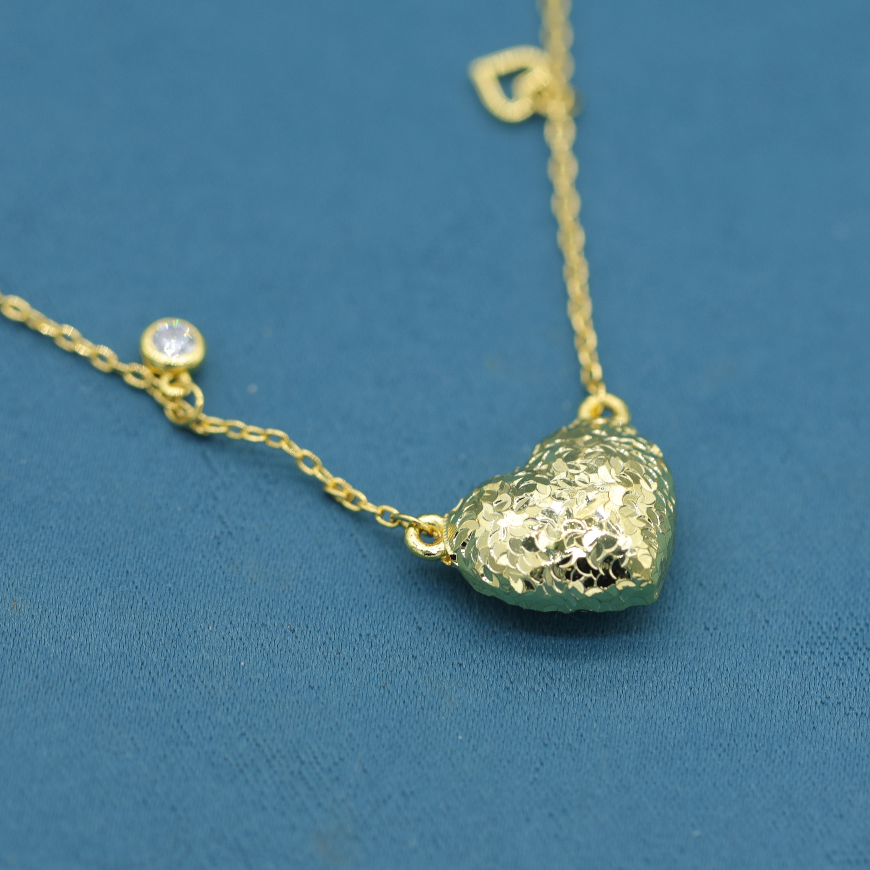  【高级定制】收藏级轻奢时尚设计吊坠Y085