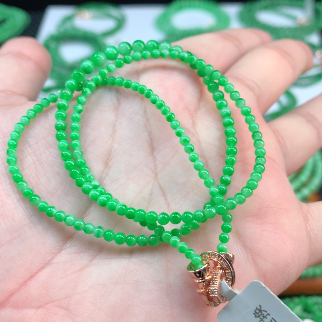 翡翠手链未镶嵌翡翠