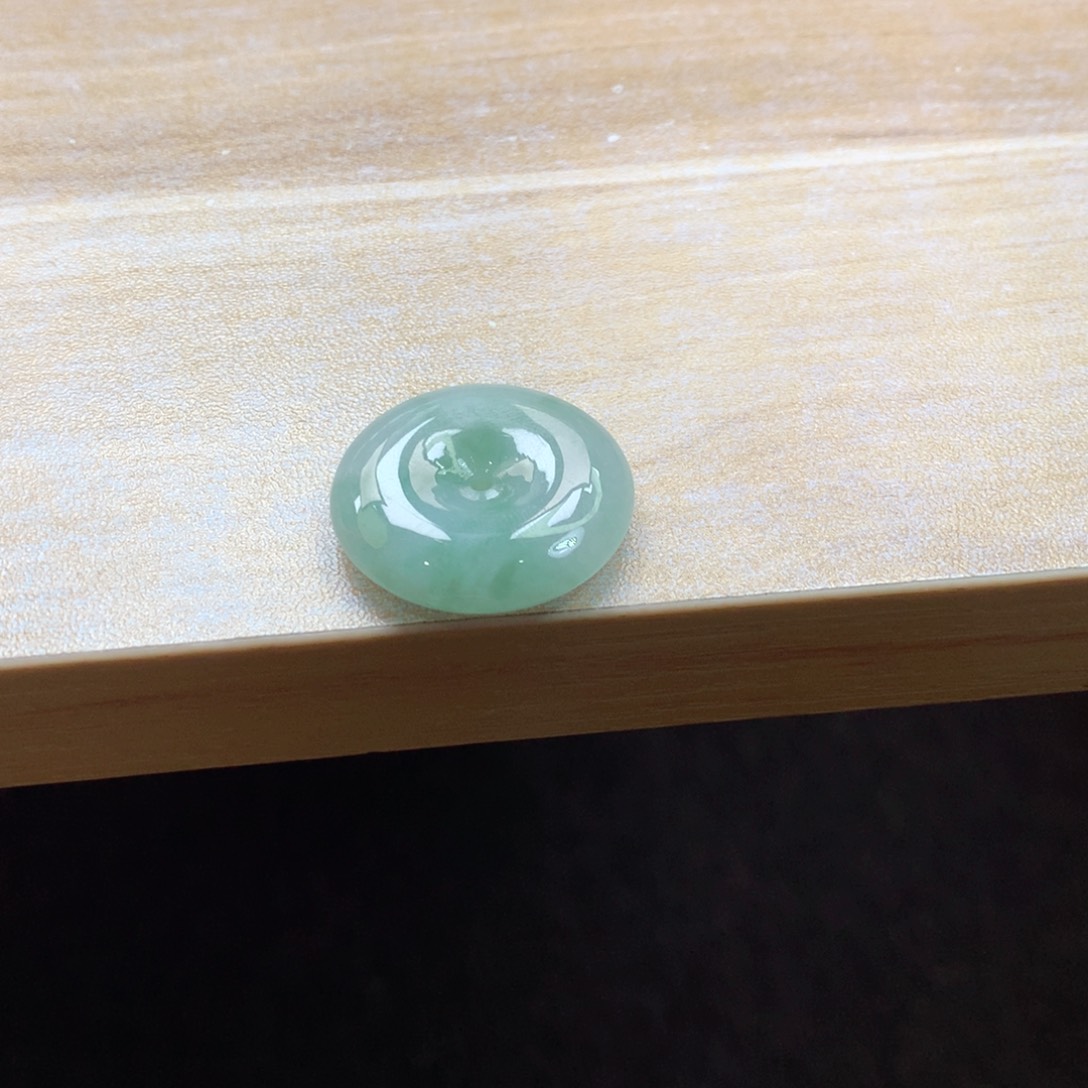 翡翠未镶嵌颈饰吊坠