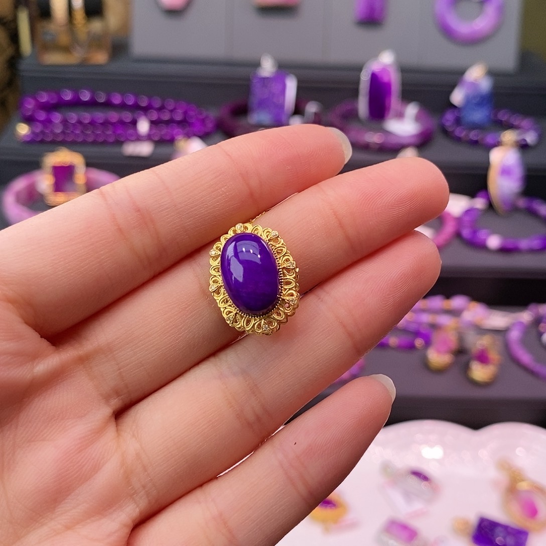 苏纪石（舒俱来）18K金镶嵌吊坠(不含链)