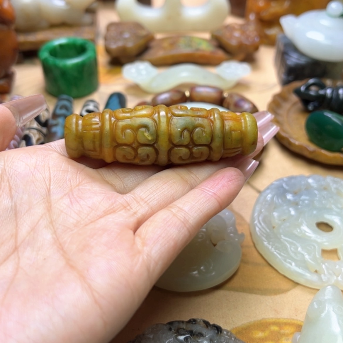 【闪购商品】蛇纹石玉颈饰未镶嵌