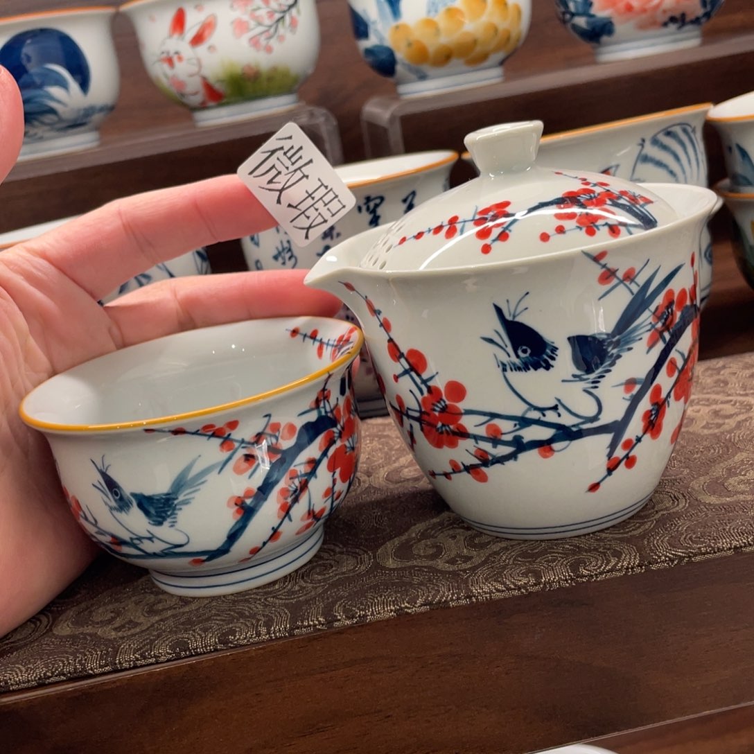 釉下手绘茶具微瑕