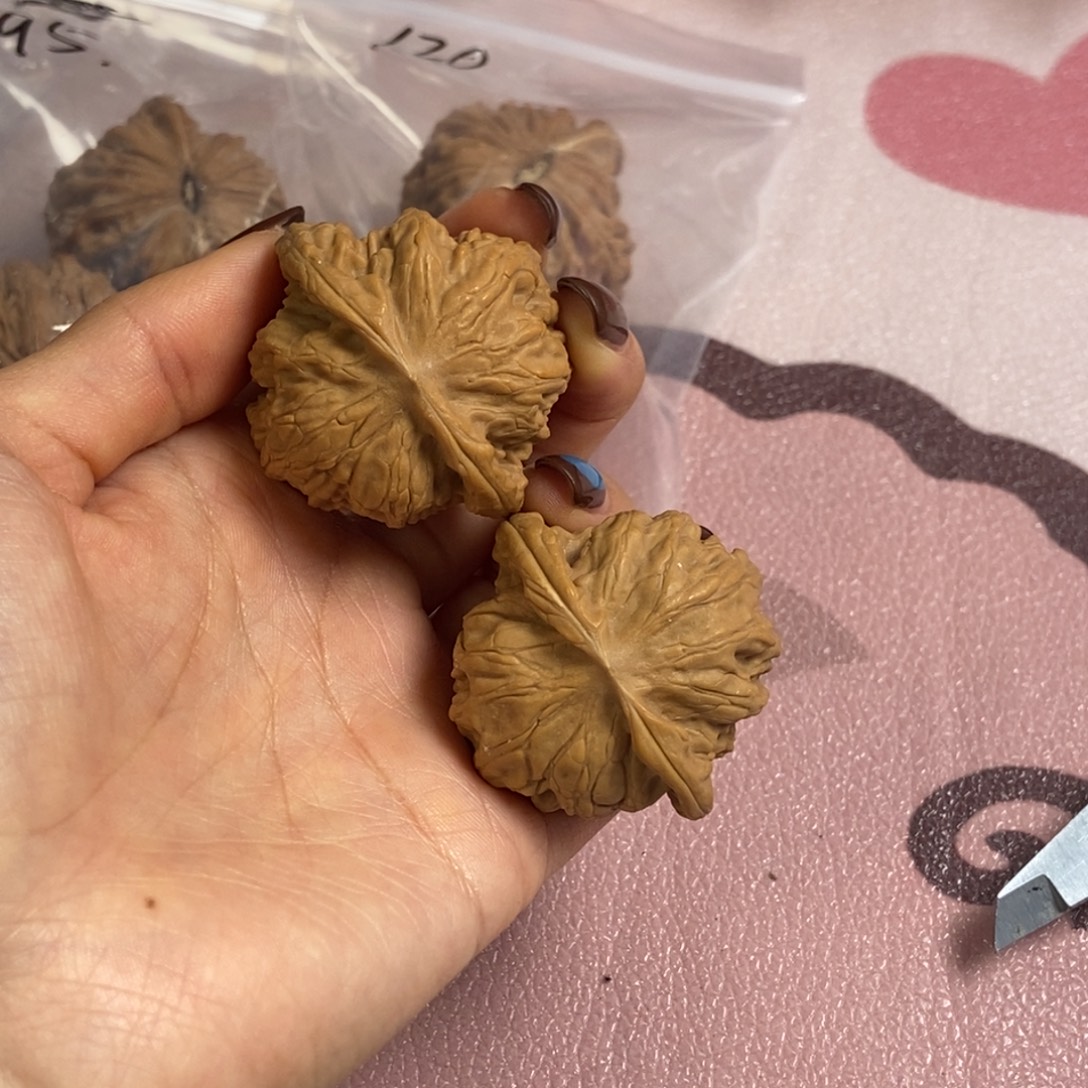 文玩核桃吊坠41野狼128