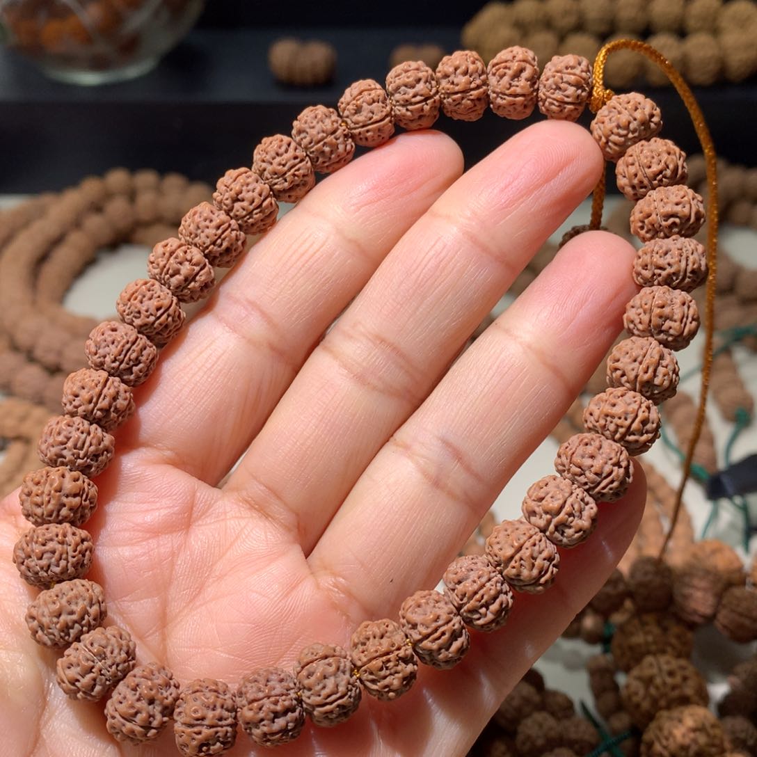 金刚菩提吊坠A*朝蜂王六辫10.2