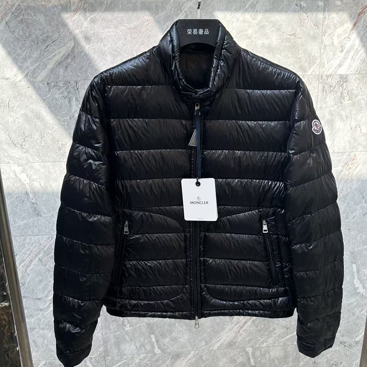 未使用 MONCLER 蒙口/黑色Acorus立领薄款羽绒服/3码