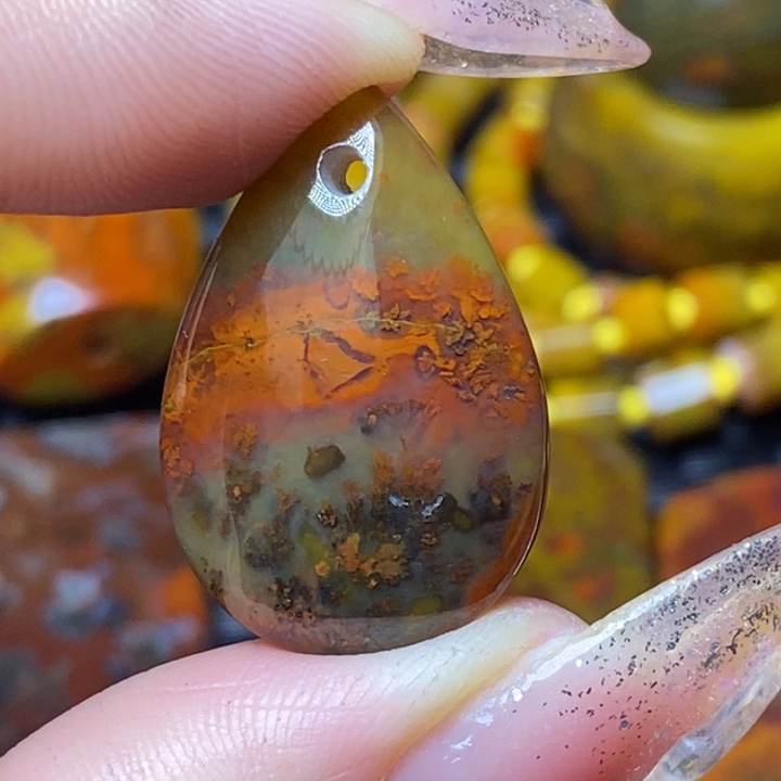 玛瑙/玉髓颈饰足银镀金镶嵌