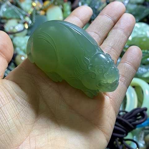 岫玉手玩件未镶嵌