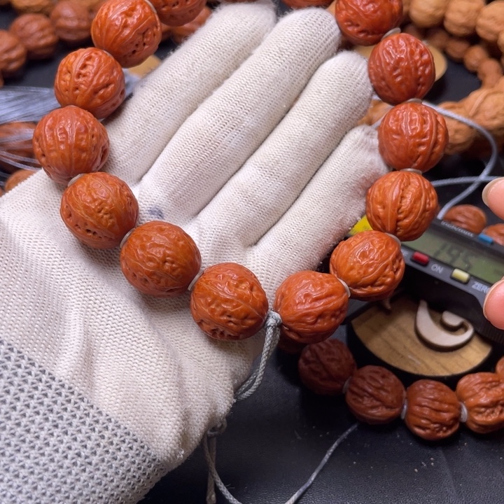 文玩核桃手串小和尚头