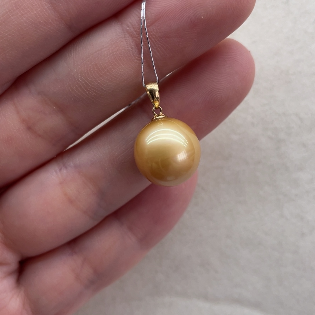 海水珍珠颈饰18K金镶嵌12-13mm