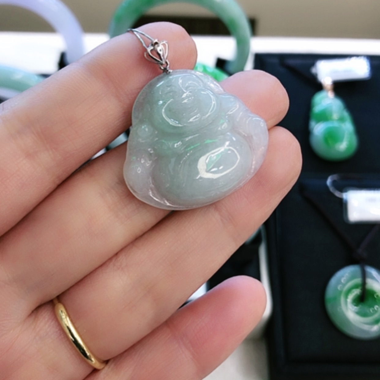 【闪购商品】翡翠吊坠(不含链)18K金镶嵌