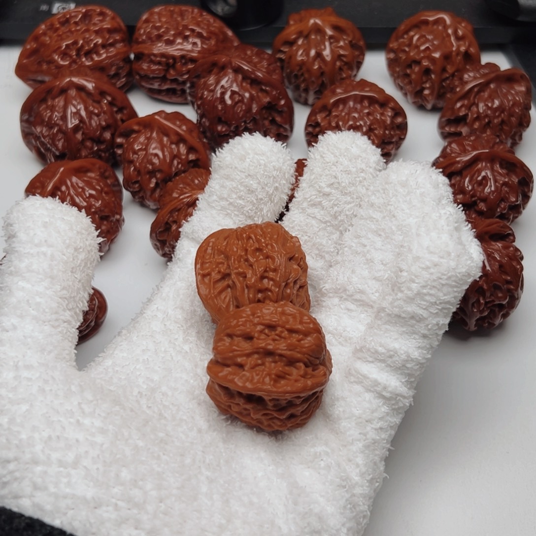 W***"文玩核桃吊坠磨盘核桃