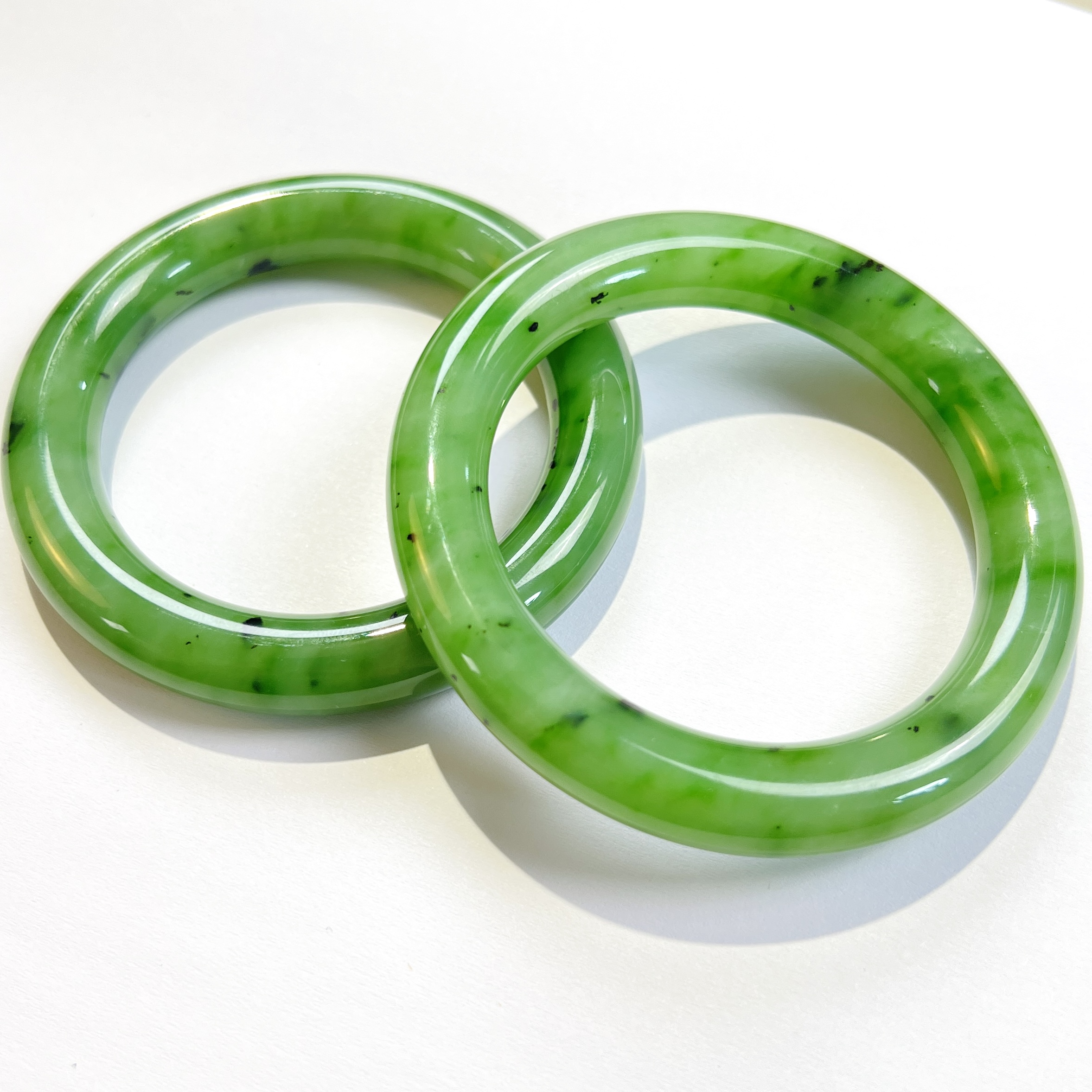 俄罗斯碧玉手镯和田玉碧玉果绿苹果绿手镯多样性拍一发一