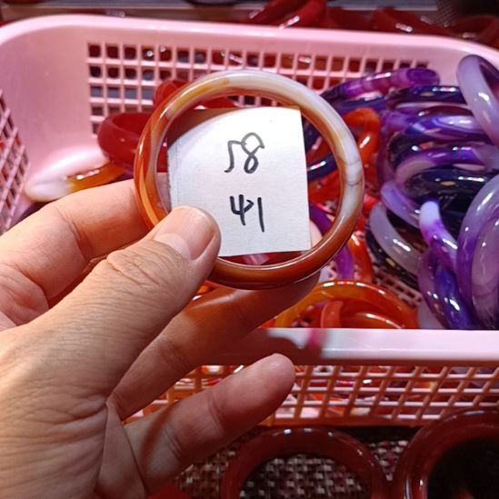 玛瑙/玉髓未镶嵌手镯