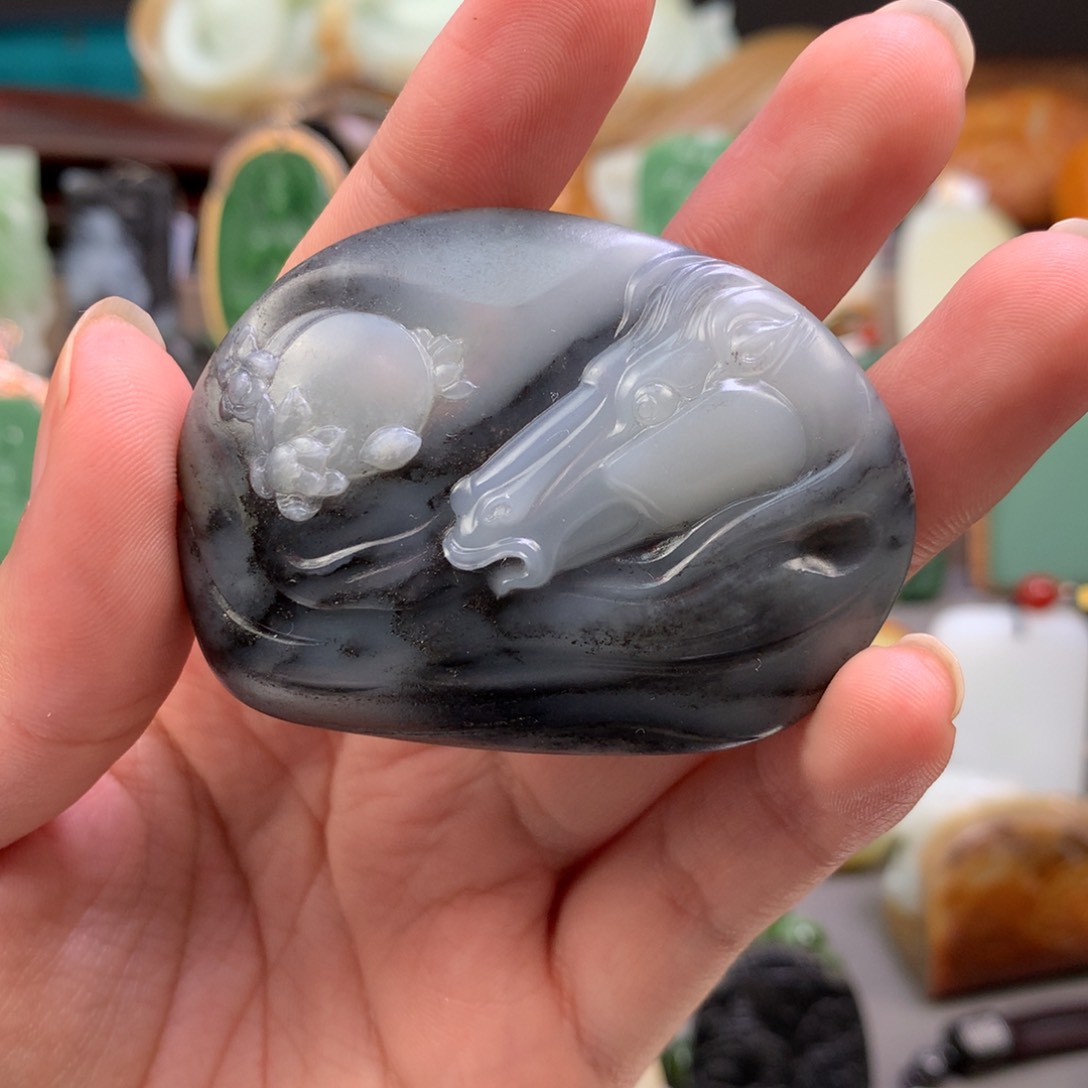 和田玉吊坠未镶嵌